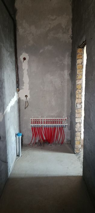 Uchastka uy sotiladi