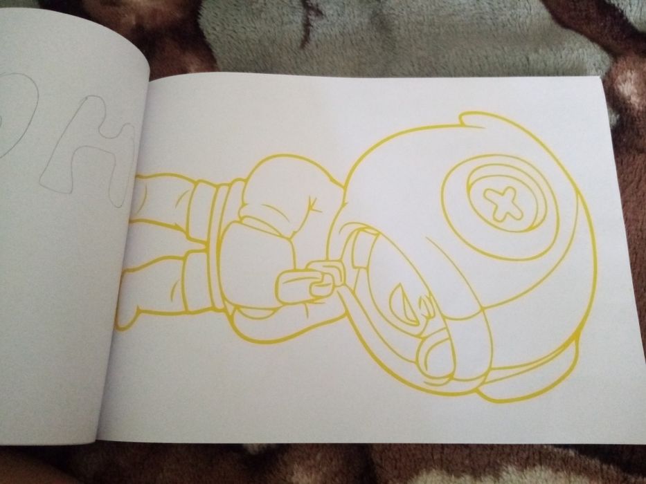 Продам раскраску бравл старс.