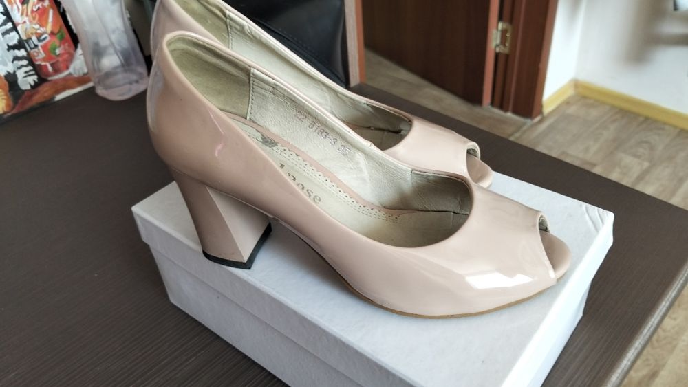 Женские туфли 1000