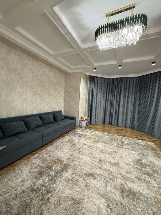 Диван 4 метра б/у