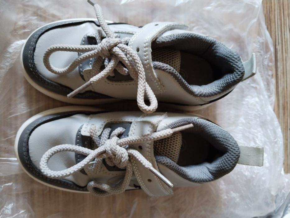 Кроссовки 28р.27 р.