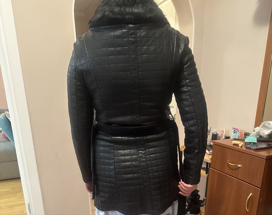 Отдам даром куртку