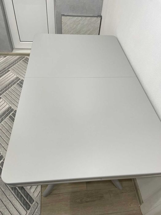 маса  за  хранене