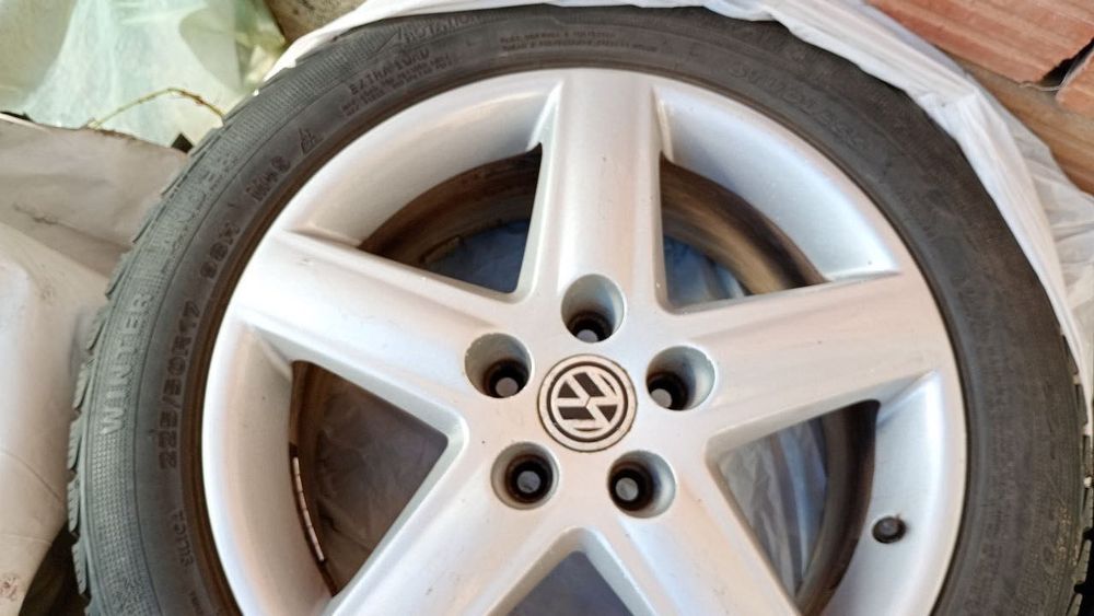 Set roti de iarna 225 50 R17 5x112 Volkswagen Skoda Seat Audi jante aliaj stare buna