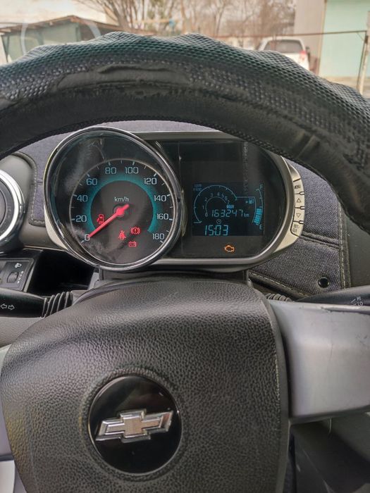 Спарк авто сотилади