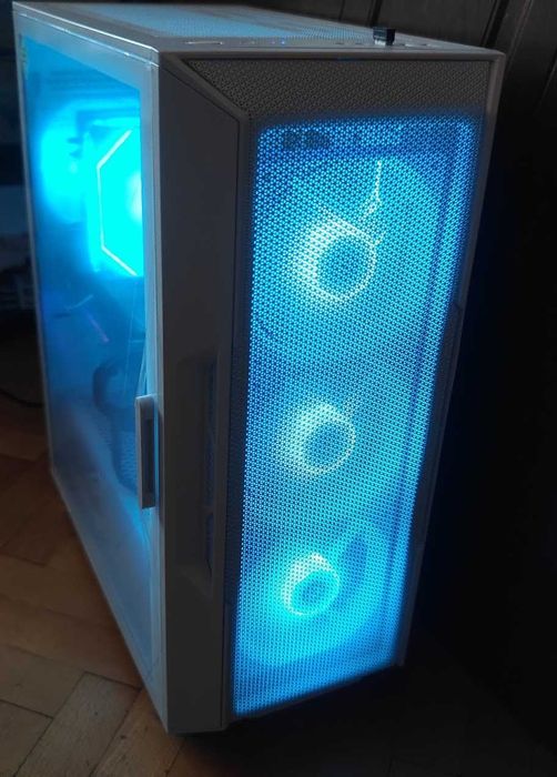 Геймърски компютър Ryzen 5600x, GeForce RTX 3060ti, 32gb ddr4,1tb nvme