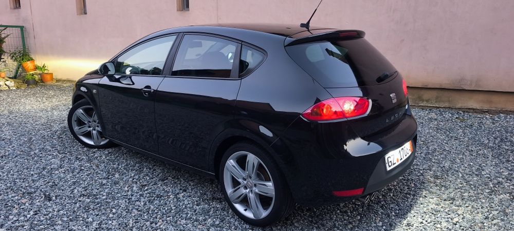 SEAT Leon 2010 — imagine 4
