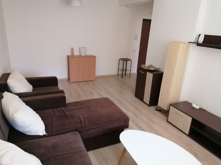Apartament de închiriat