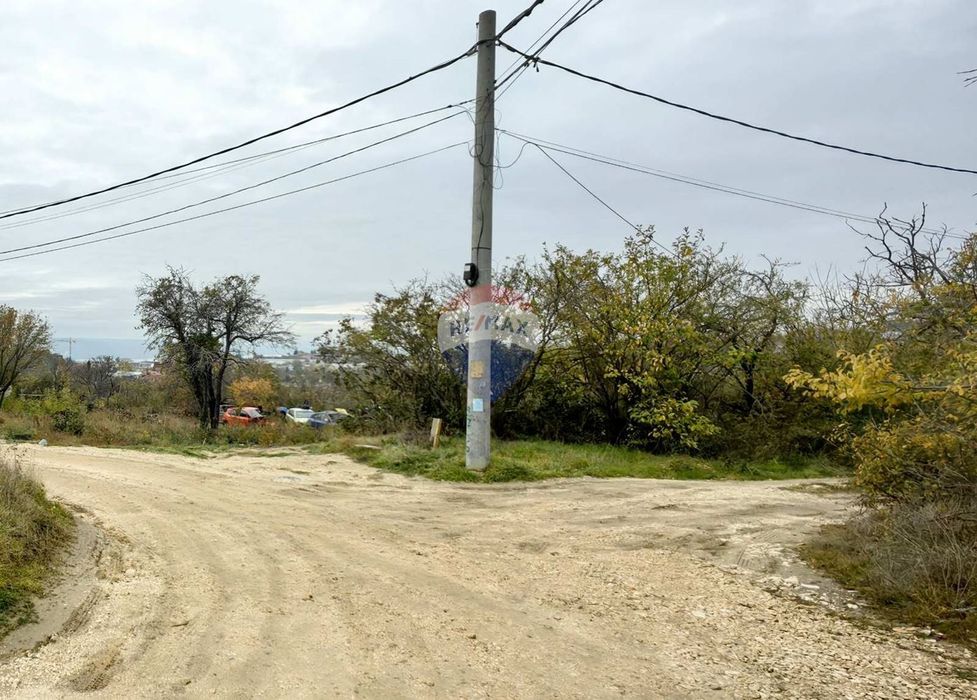 Продава се Парцел в Варна, Изгрев - 900 кв.м за 73 €/кв.м - Снимка #4