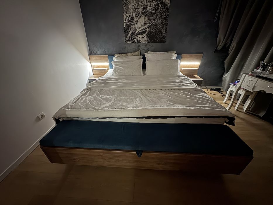 Vand Pat dormitor + somiera + saltea cu memorie 180 x 200 cm