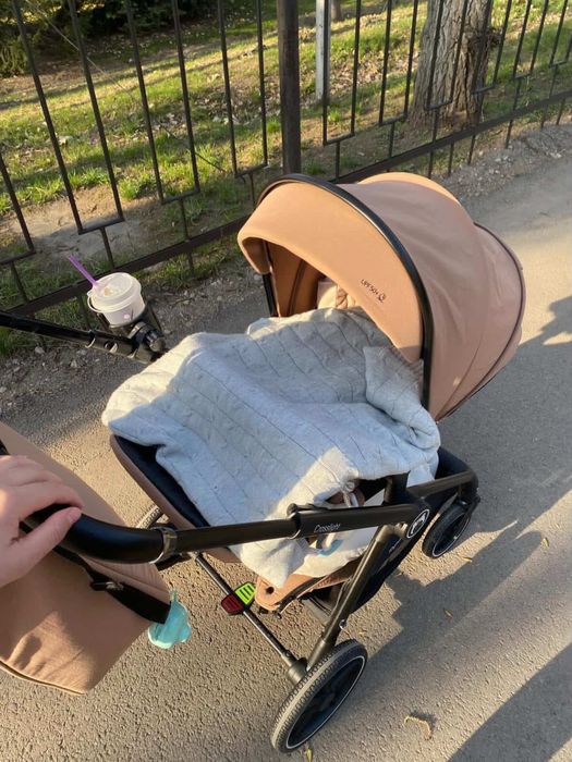 Коляска сатылады срочноо