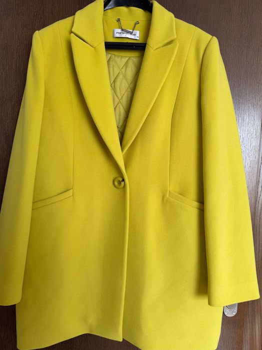 Дамско палто цвят лайм