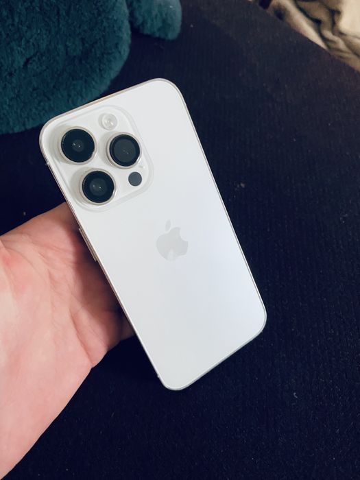 Продам Айфон 14 про 256 гб