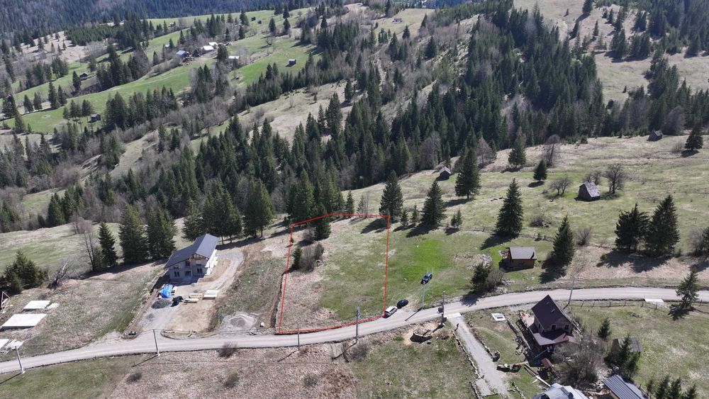 Vand 3178 mp teren intravilan in Campulung Moldovenesc