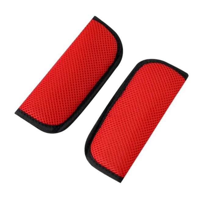 Чехол для автомобильного ремня безопасности.