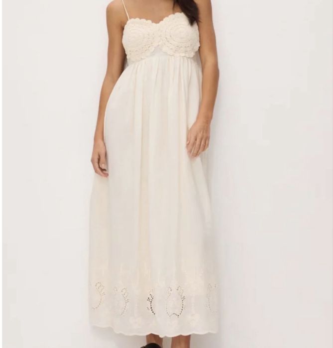 Rochie Rezerved cu broderie englezeasca