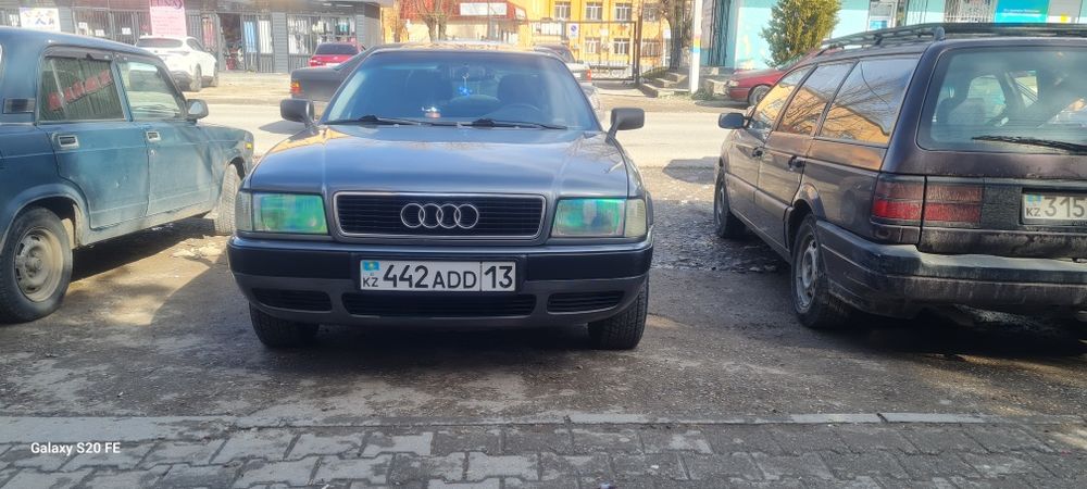 Авто ауди 80 б 4
