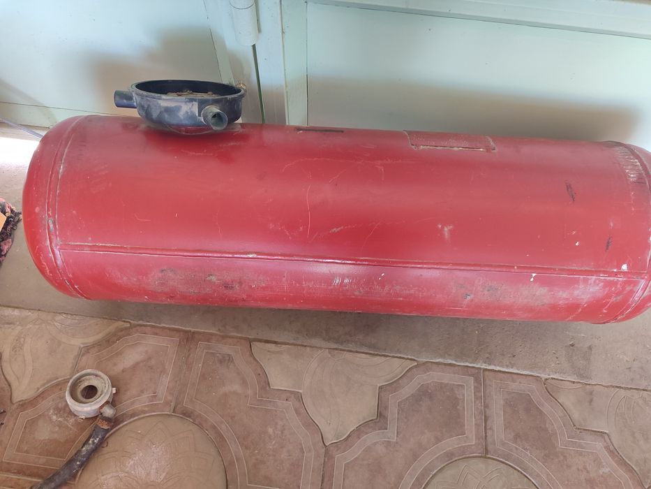 Пропан балон яхши холатда 65л  2008