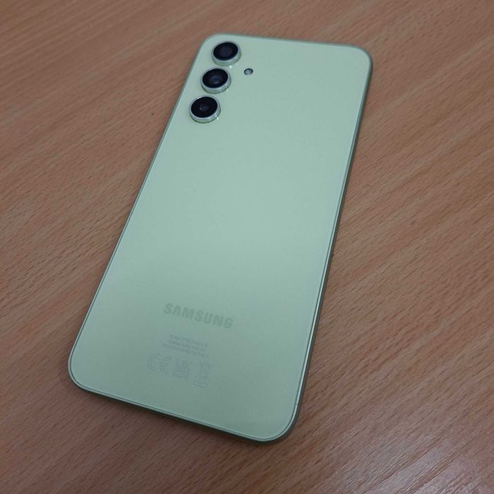 Смартфон Samsung Galaxy A54 5G – 8GB RAM / 256GB, отлично състояние