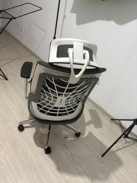 Продам офисное кресло
