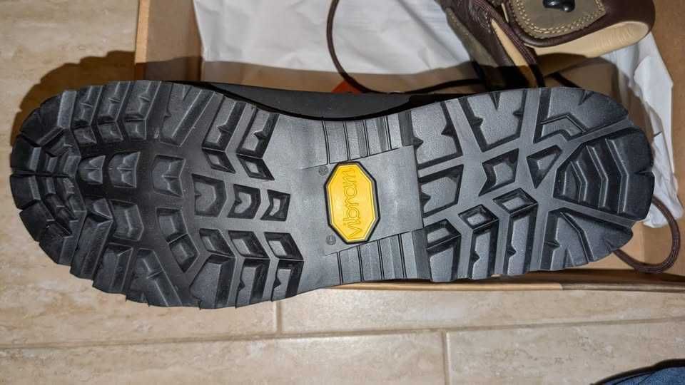 Tрекинг обувки за дълги преходи FITWELL MARTE, номер 44.5