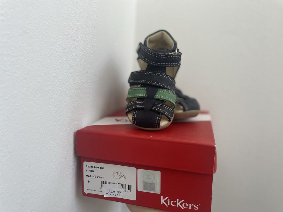 Sandale piele Kickers marimea 19