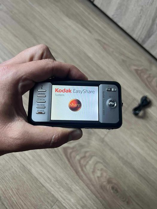Kodak Easyshare V803 aparat foto digital camera card8gb si incarcator