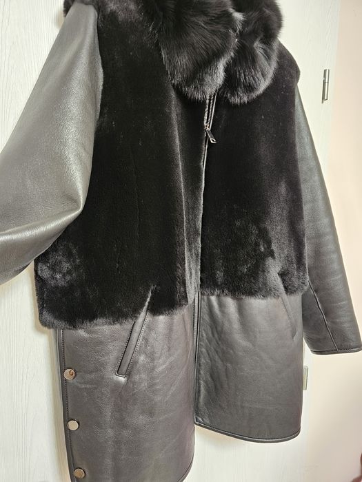 Агнешки кожух с гарнитура от лисица