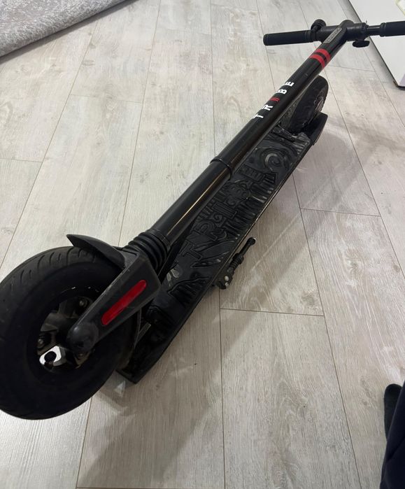 Самокат в отличном состоянии