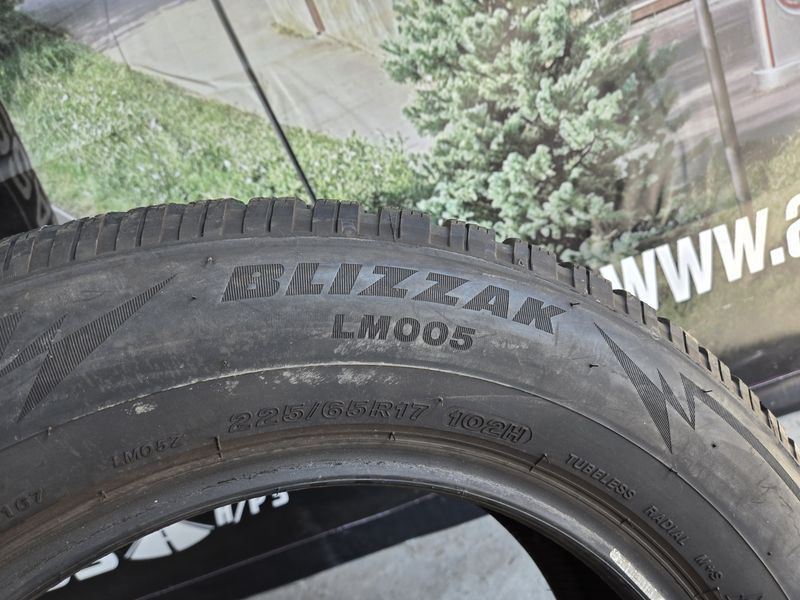 225/65/17 BRIDGESTONE 4бр