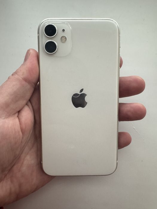 Продам айфоннн 11