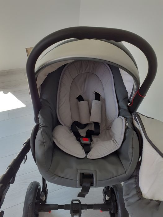 Бебешка количка 3в1 Kuga