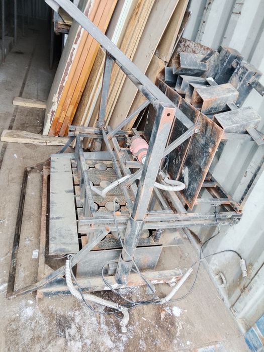 Станок для пескоблок или и.д.