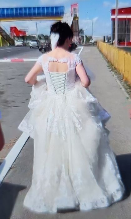 Свадебное платье