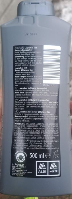 Vând gel de duș și sampon