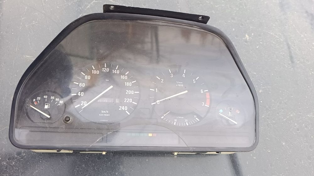 Бачок омывателя для bmw e34