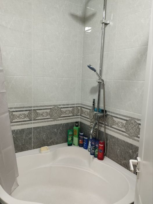 Продается Карасарай 4ком Uy sotiladi Olmazor tumani Qorasaroy 4 xona