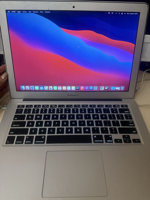 Продам Макбук air