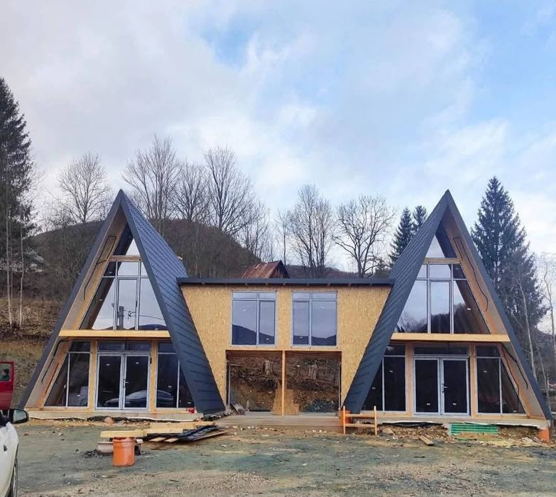 Vindem cabane tip A-frame