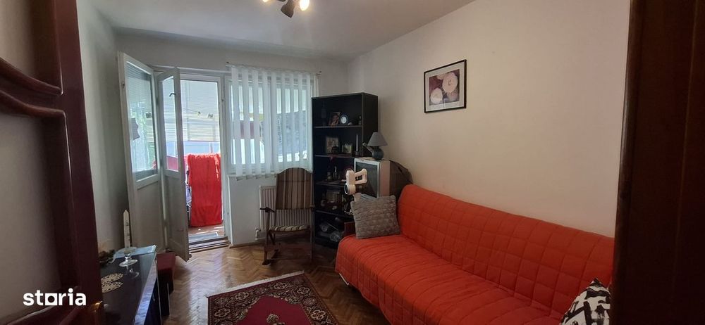 Tomis Nord Apartament cu 3 camere , 2 balcoane, centrala gaze