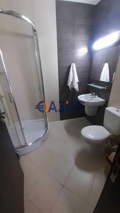 Продава се Двустаен апартамент в Свети Влас - 68 кв.м за 889 €/кв.м - Снимка #13