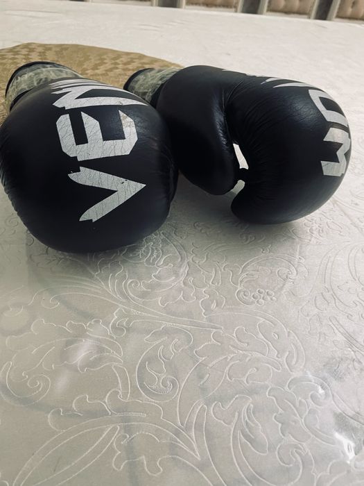 бокс петчатка venum