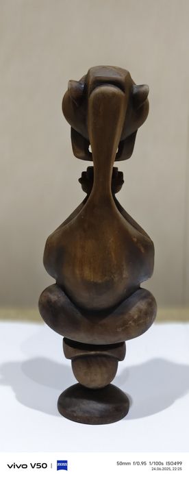 Резная фигура Восточный Джин.