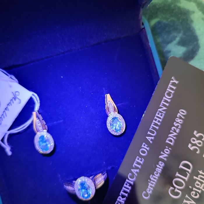 Комплекты с бриллиантами