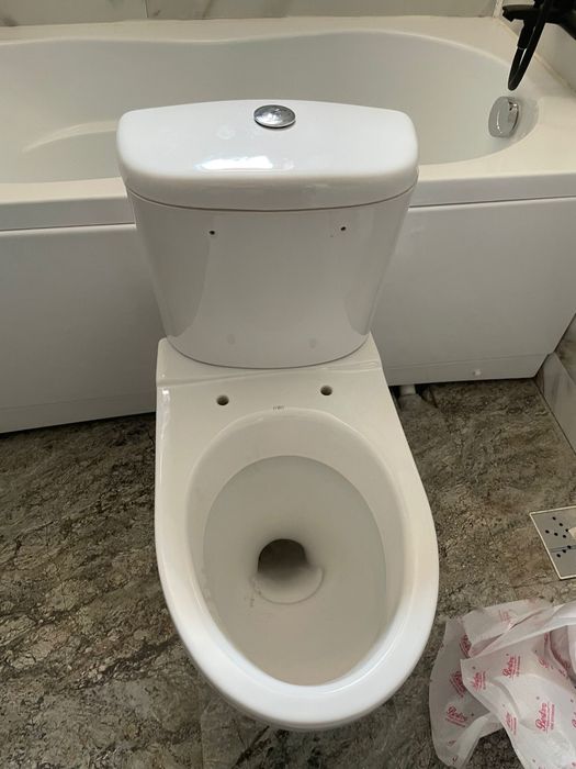 Vas wc cu rezervor nou