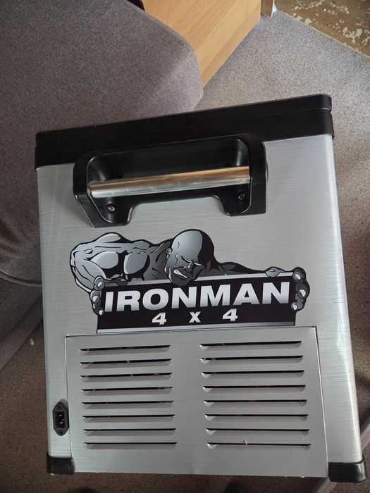 Автомобильный холодильник