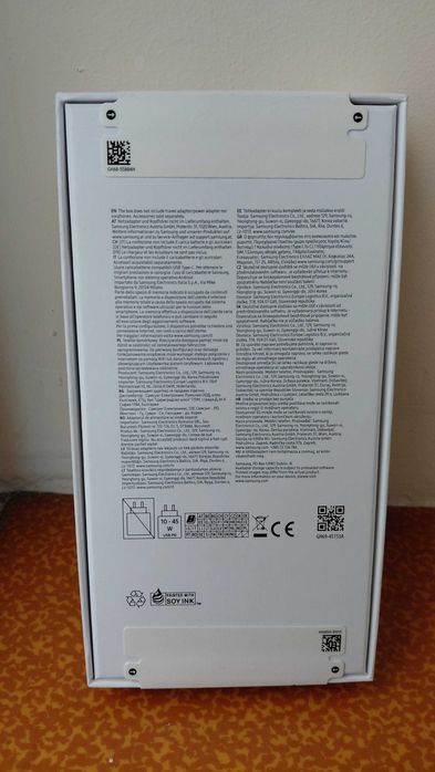 Телефони Самсунг А36 и  Nokiaс копчета (GSM ) със зарядно.3310 5G