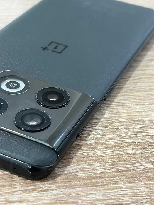 ONE PLUS 10 pro