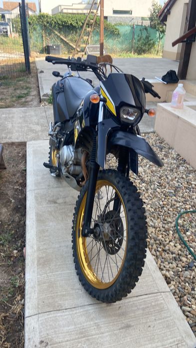 Enduro strada si munte Yamaha XT 125