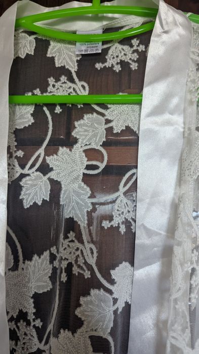 Дамски дантелен халат М размер